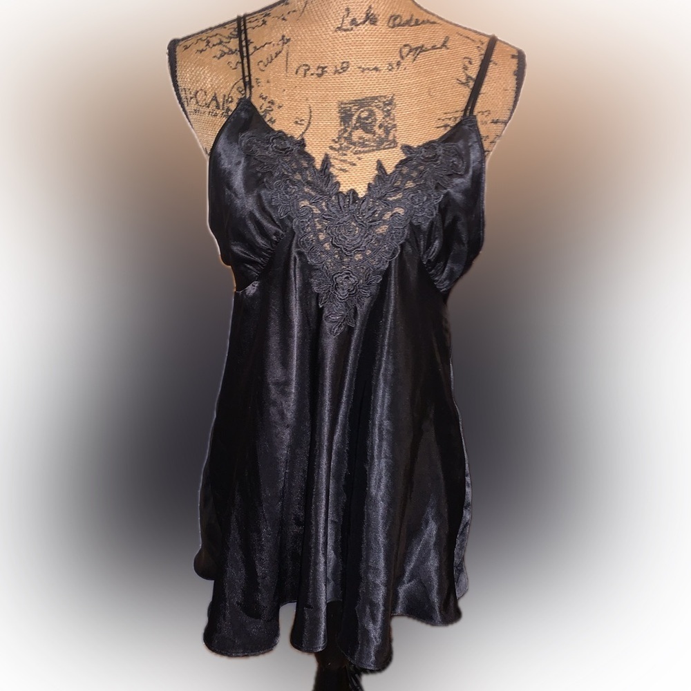 Vintage Satin Silky Black VNeck Lingerie Sleeveless Babydoll Y2K Lace Trim Top M